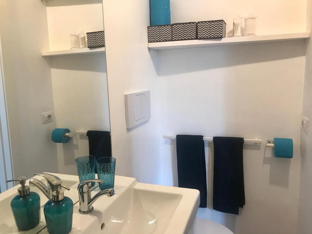 Pied A Terre Sant'Agostino Apartment Милано Екстериор снимка