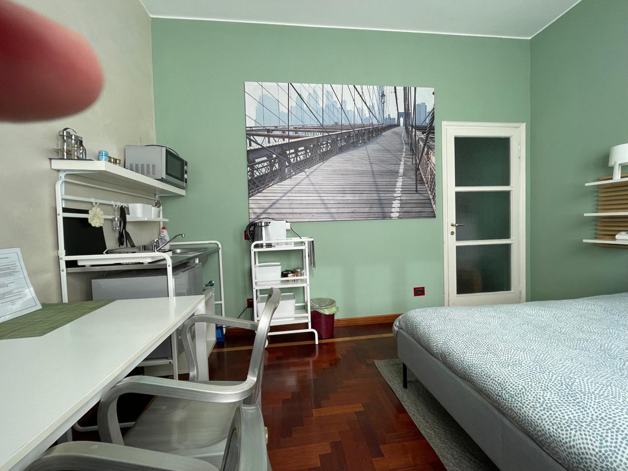 Pied A Terre Sant'Agostino Apartment Милано Екстериор снимка