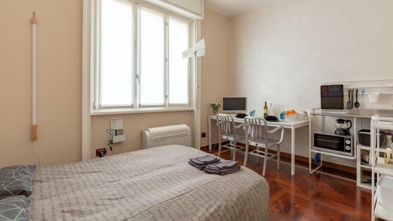 Pied A Terre Sant'Agostino Apartment Милано Екстериор снимка