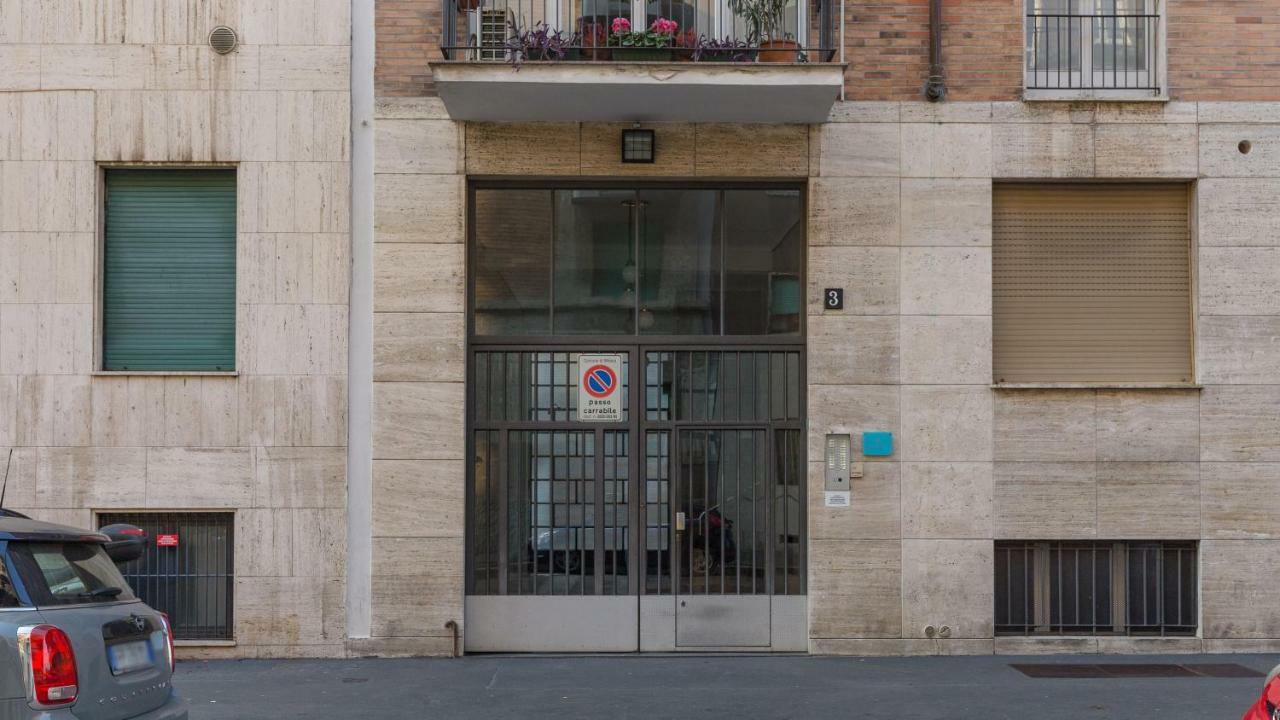 Pied A Terre Sant'Agostino Apartment Милано Екстериор снимка